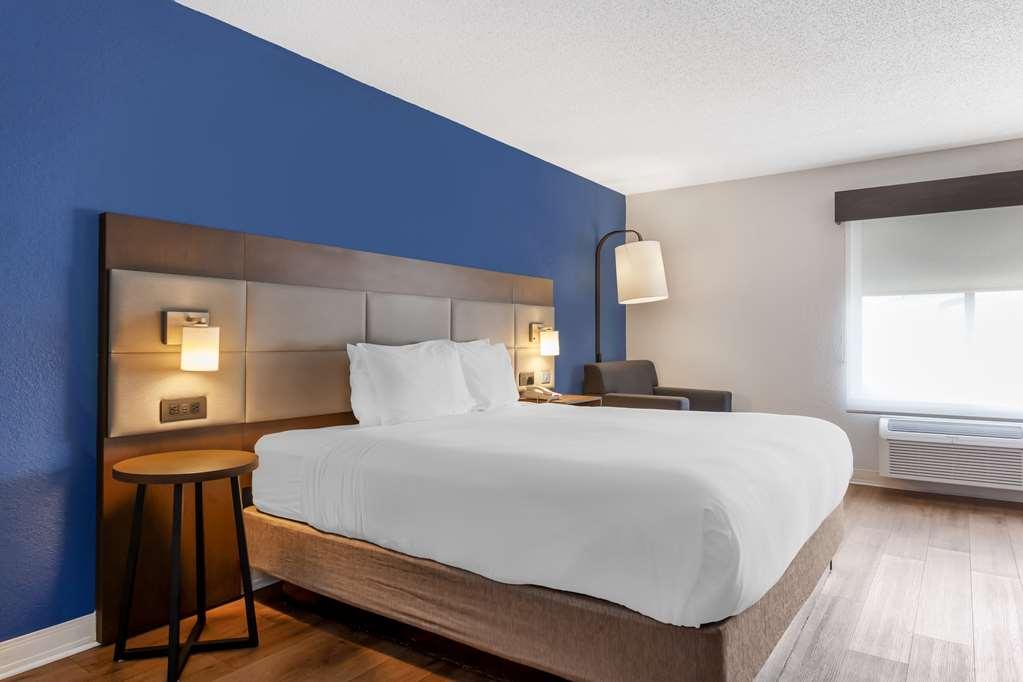 Best Western Sycamore Inn Room photo